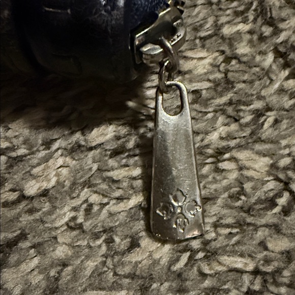 Patricia Nash blue Leather Wallet with Stitching - Picture 4 of 4